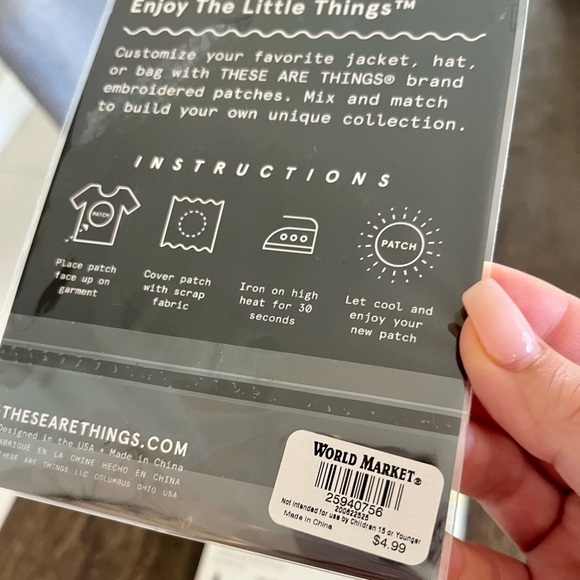 Cat lovers gift pack - book magnets and iron on patch - Picture 3 of 7